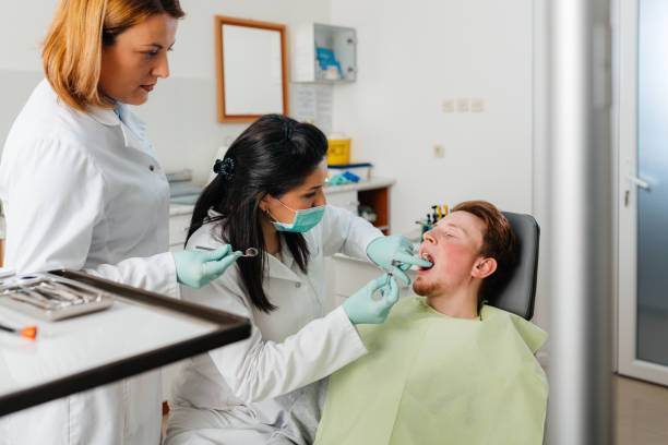 Best Tooth Infection Emergency Dentist  in USA